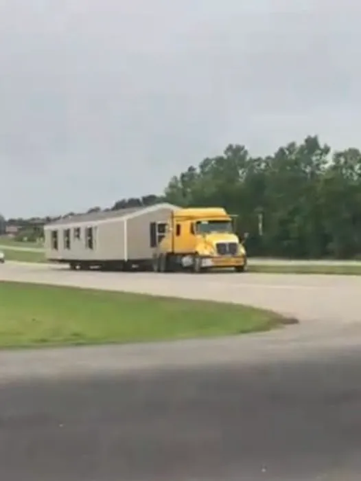 Greg's Mobile Home Services Picture 3