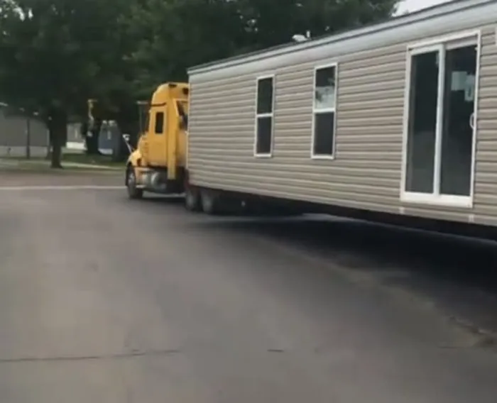 Greg's Mobile Home Services Picture 2