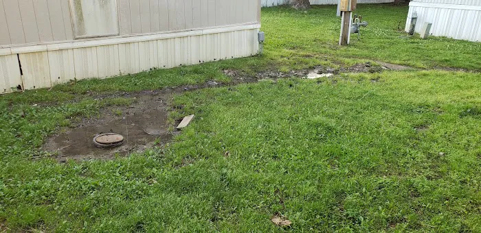 Midway Mobile Home Community Picture 10