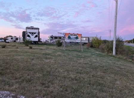 Lazy Dayz Campground