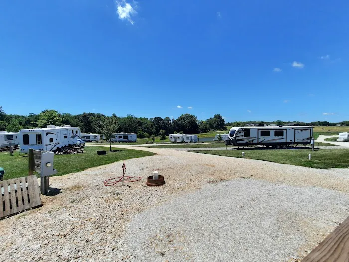Lazy Dayz Campground Picture 2