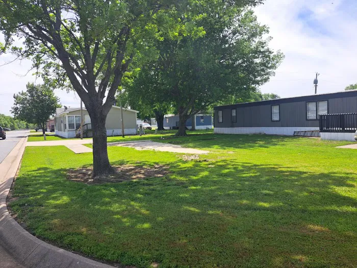 Deerfield Springs MHC Picture 4