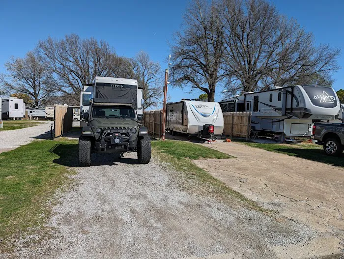 Mingo RV Park Picture 7