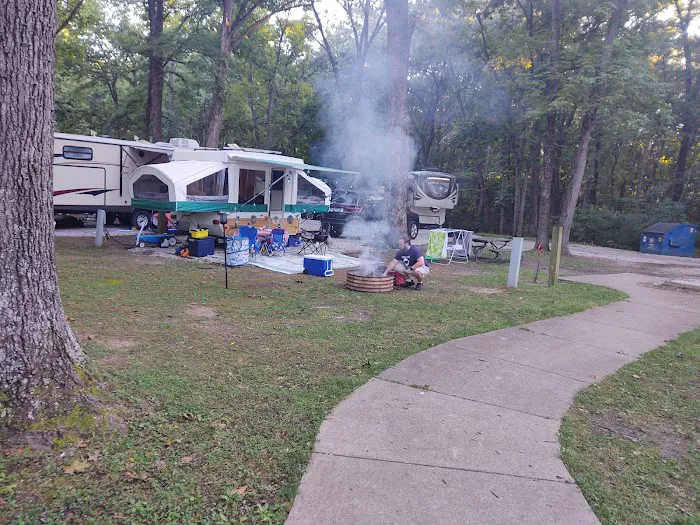Bicentennial Campgroud at Lake Lou Yaeger Picture 10