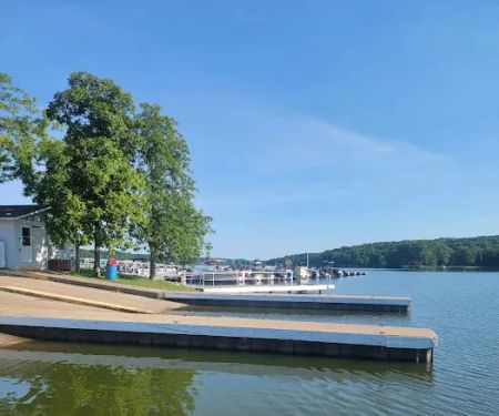 Lake Lou Yaeger Campground