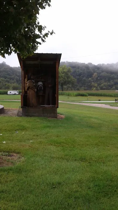 Big Joe's Little Campground Picture 5
