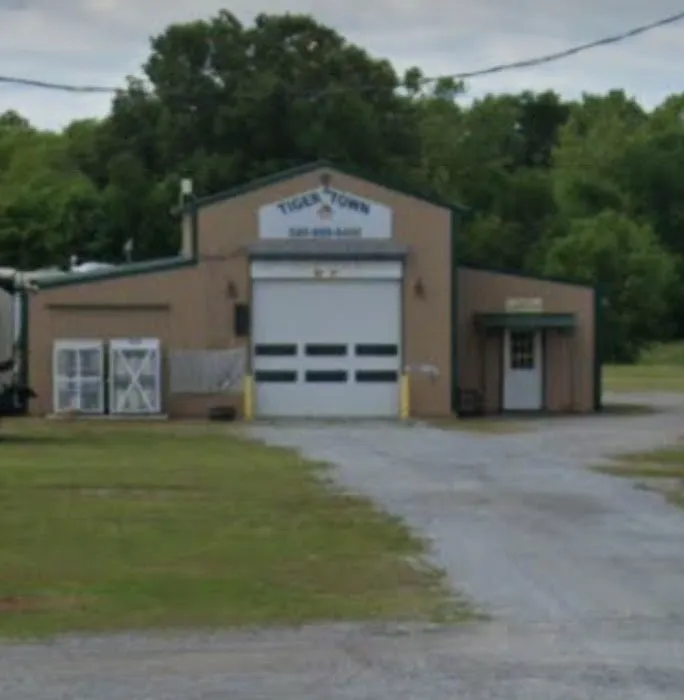 Courtney RV Park Picture 2