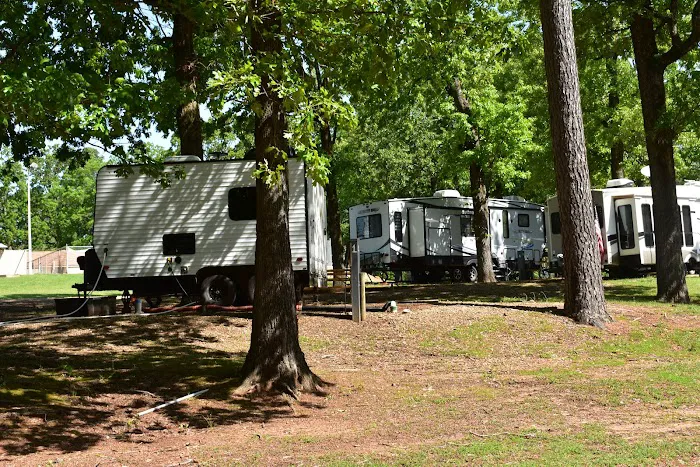 Millwood Golf & RV Resort Picture 4