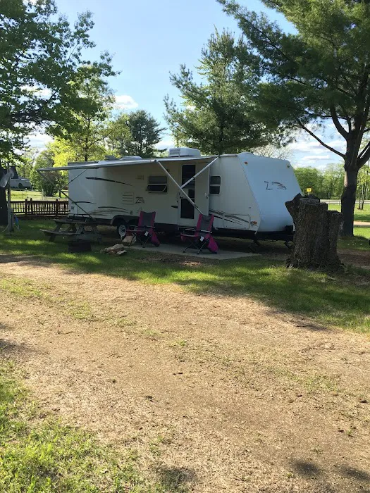 Woods Edge Campground Picture 10