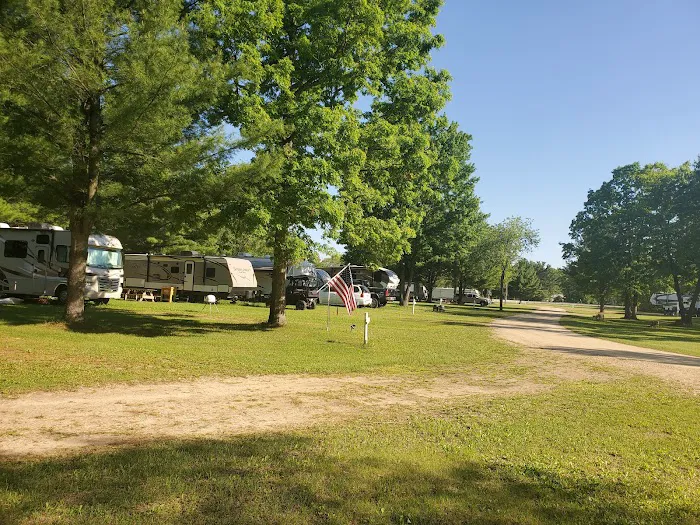 Woods Edge Campground Picture 5