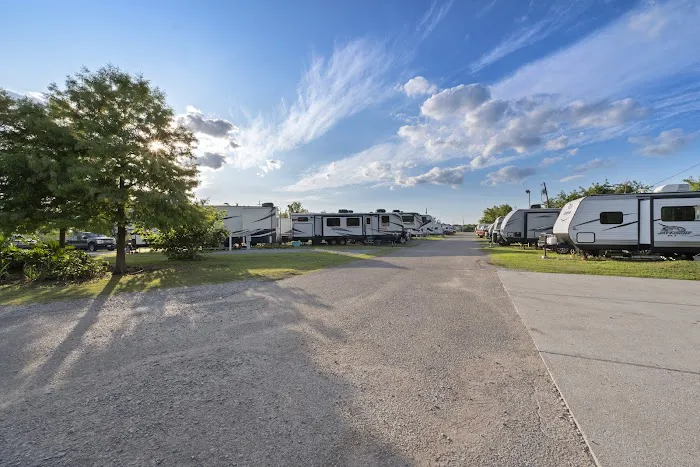 Bayou Barataria RV Park Picture 3