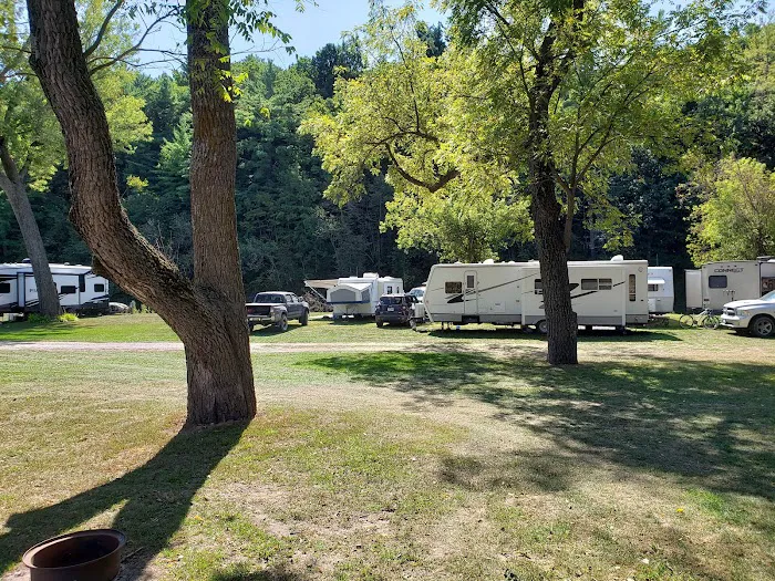 Ehrie Riversedge Campground Picture 8