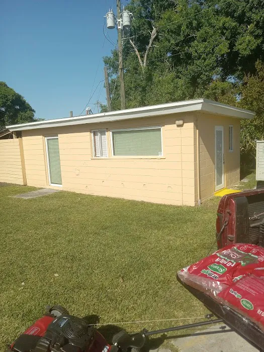 Bentonwood Mobile Home Park Picture 6