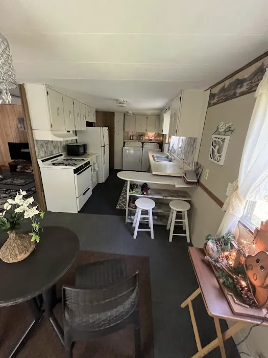 Lakeview Estates Mobile Home Park Picture 9