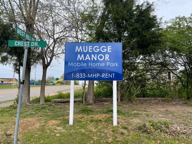Muegge Mobile Manor Picture 1