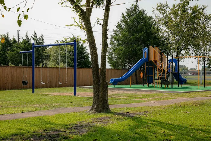 Sugar Creek Estates Picture 3