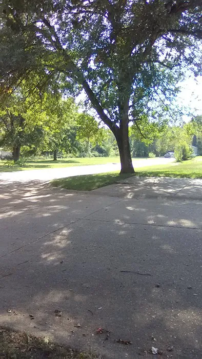 Greenfield Manor Picture 2