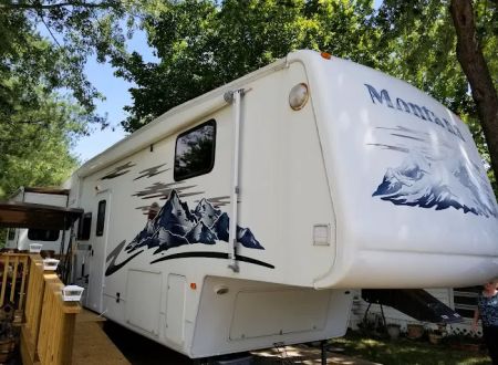 Belleville RV & Mobile Home Park