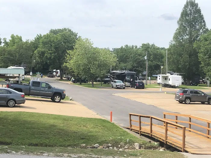 Covered Bridge RV Park & Storage Picture 6