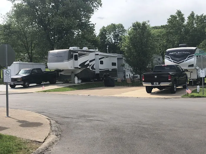 Covered Bridge RV Park & Storage Picture 4
