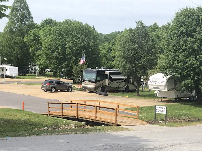 Covered Bridge RV Park & Storage Picture 2
