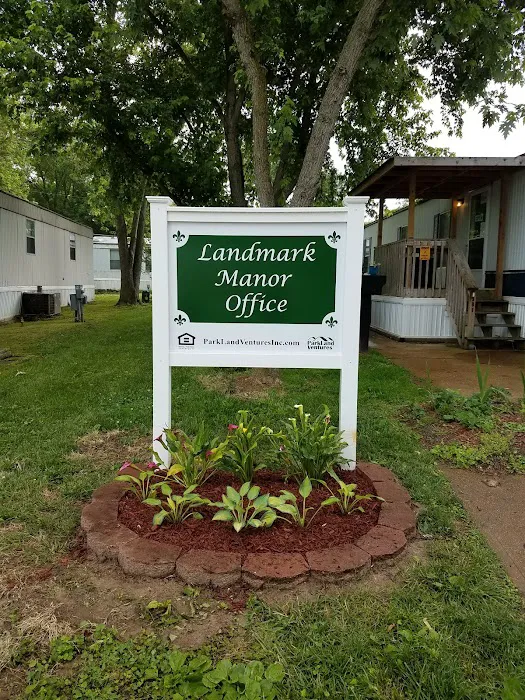 Landmark Manor Picture 2