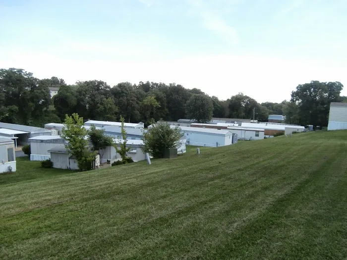 Rex Aire Ct Mobile Home Park Picture 4