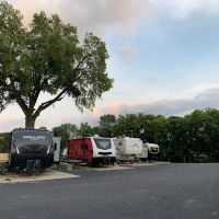 Campus RV Park ico