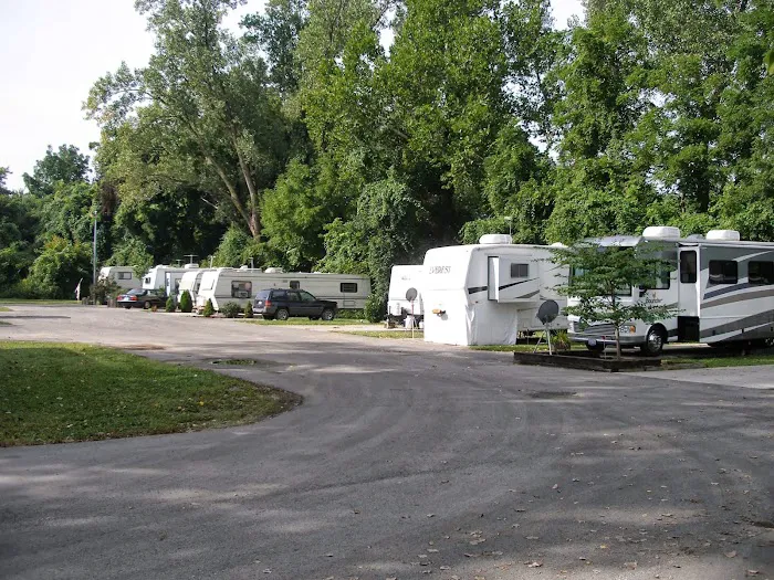 Fairmount Mobile Home Park Picture 1