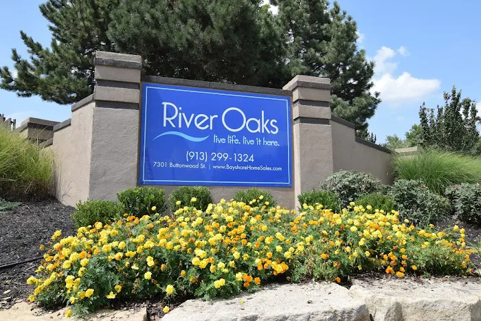 River Oaks Manufactured Home Community Picture 7