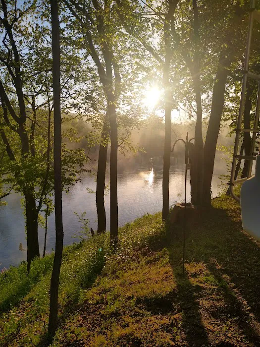 Big Spring River Camp Picture 4
