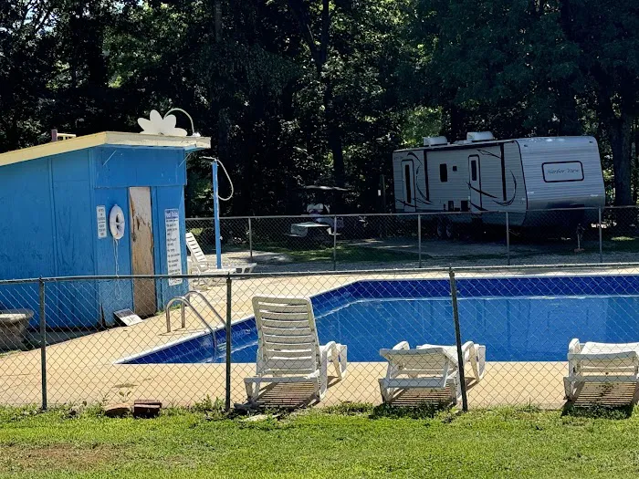 The Family Campground on Current River Picture 3