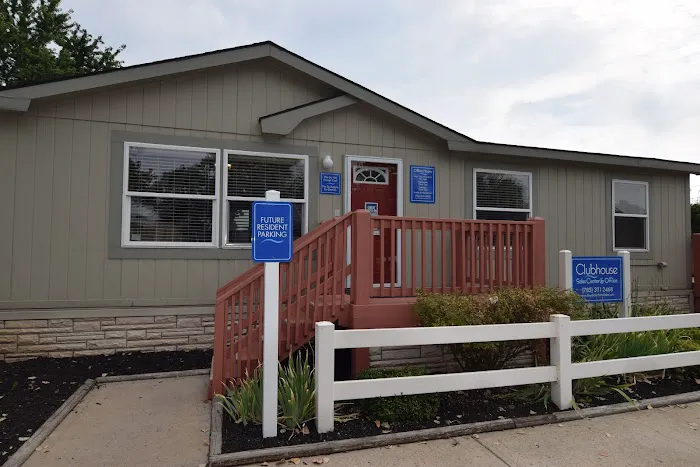 Harper Woods Manufactured Home Community Picture 2