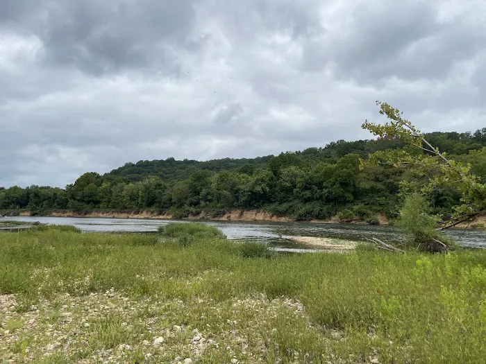 Hickory Landing Picture 6