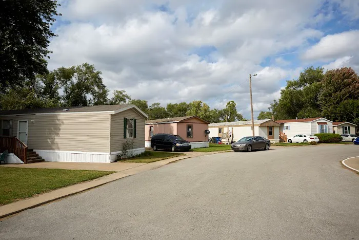 Riverside Manufactured Home Community Picture 2