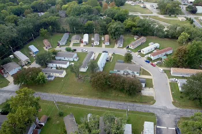 Riverside Manufactured Home Community Picture 3