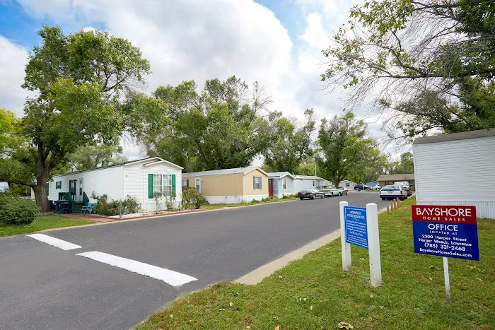 Riverside Manufactured Home Community Picture 10