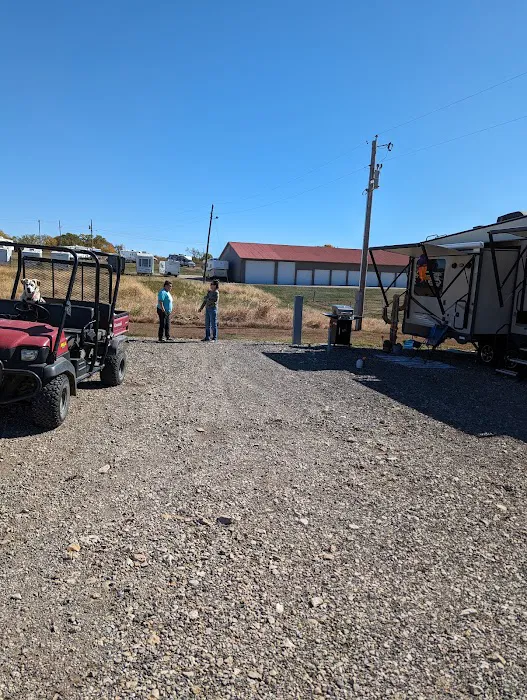 PERRY LANDING CAMPGROUND AND RV PARK LLC Picture 4