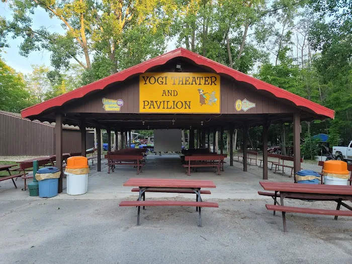 Door County Jellystone Park in Sturgeon Bay Picture 1