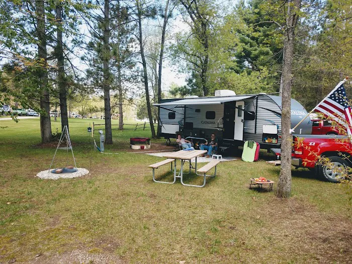 Peshtigo River Campground, LLC Picture 6