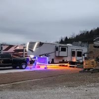 Whispering Oaks RV Park ico