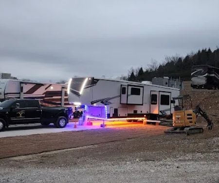 Whispering Oaks RV Park