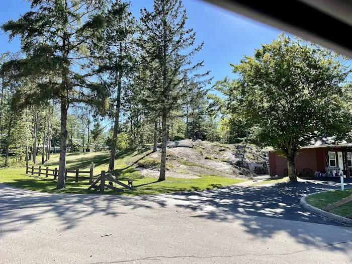 Wolf Rock Campground Picture 4