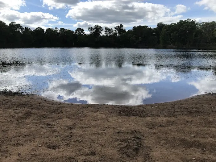 Old Veteran's Lake Campground Picture 8