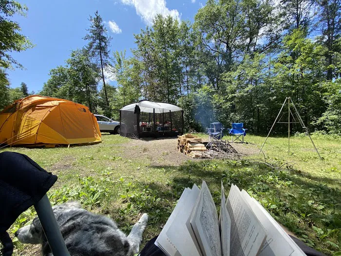 Old Veteran's Lake Campground Picture 1