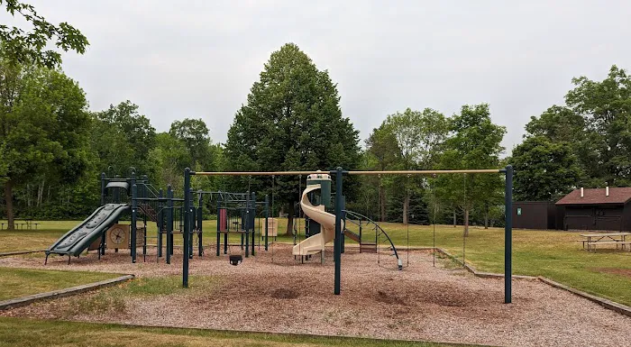 Twin Bridge Park Campground Picture 8