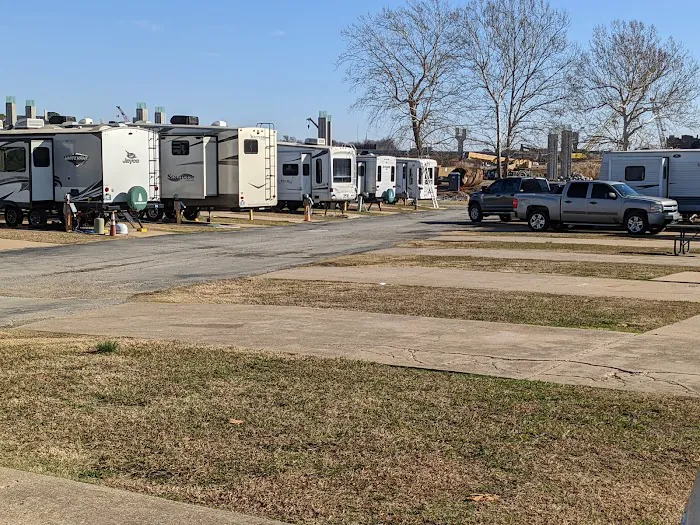 Warrior RV Park Picture 3