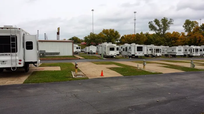 Warrior RV Park Picture 1
