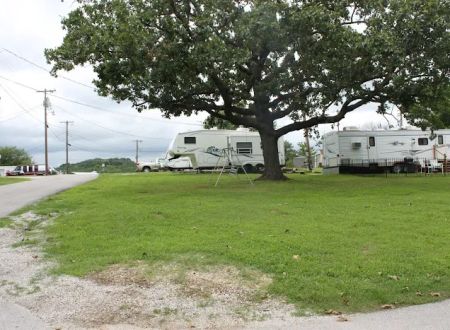 Rt 66 Mobile Home & RV Park
