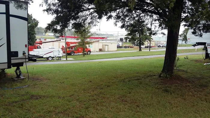 Rt 66 Mobile Home & RV Park Picture 4